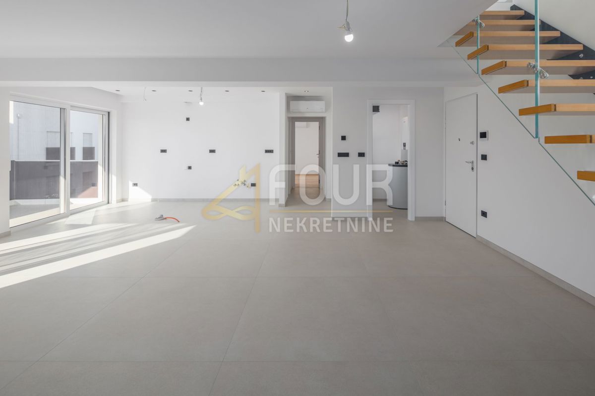 Stanovanje Rovinj, 202,73m2