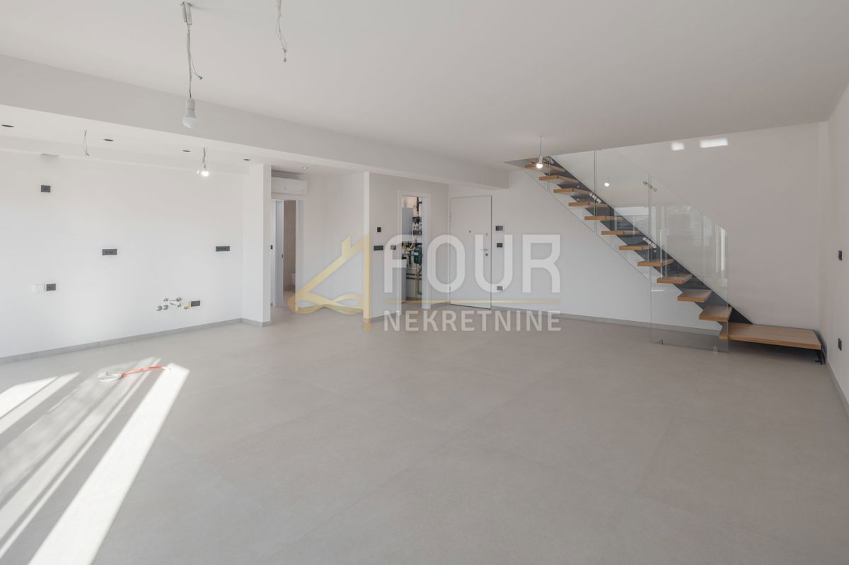Stanovanje Rovinj, 202,73m2