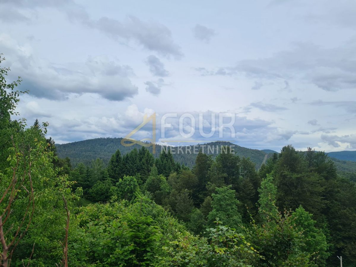 Zemljišče Mrkopalj, 249.000m2