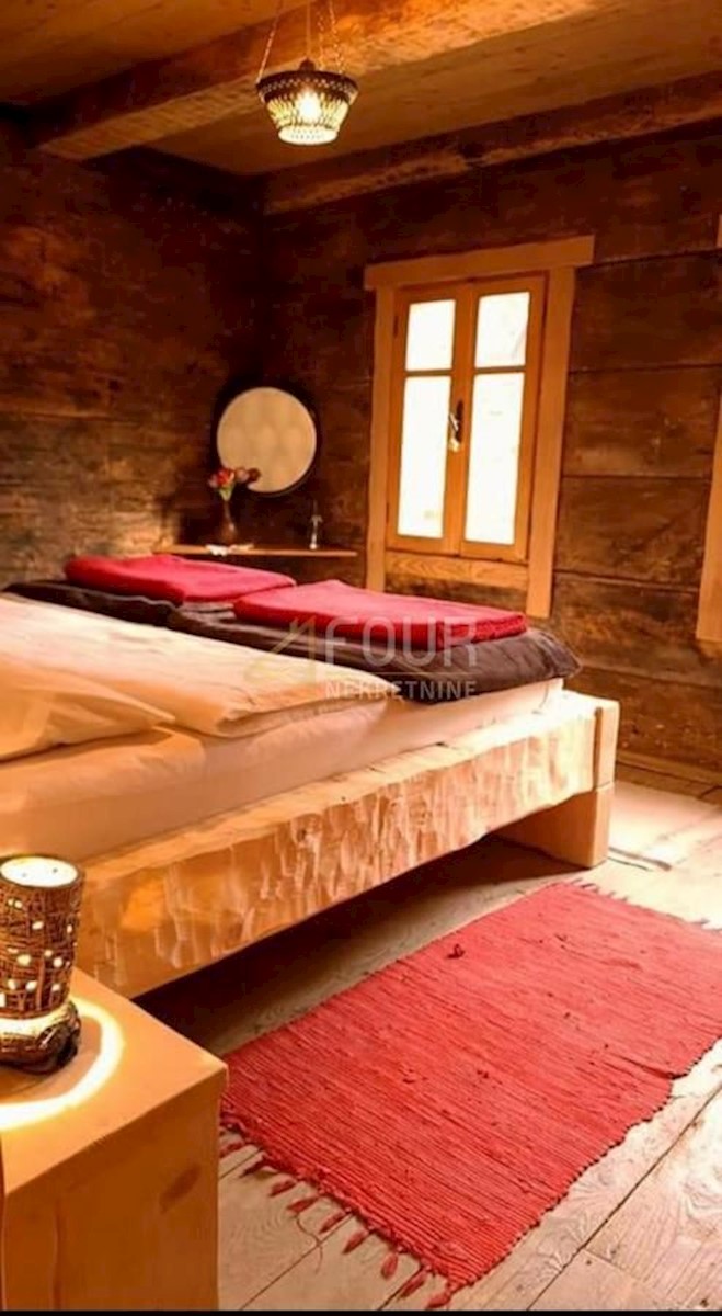 Hiša Begovo Razdolje, Mrkopalj, 210m2