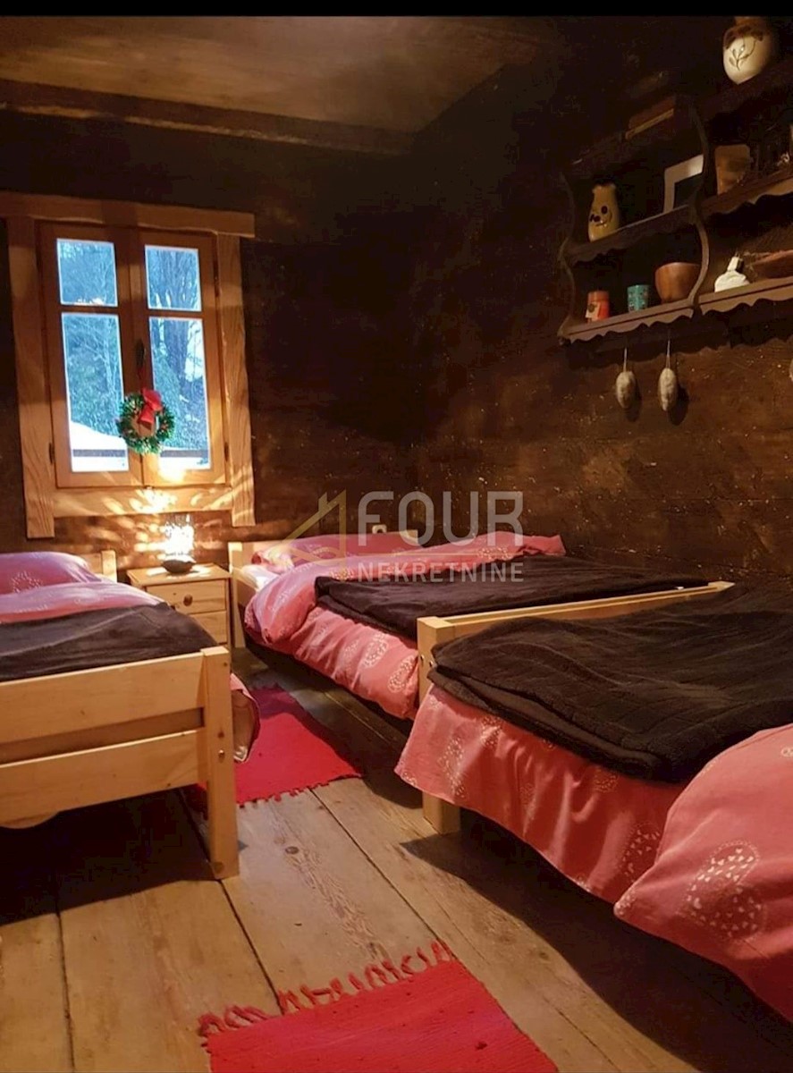 Hiša Begovo Razdolje, Mrkopalj, 210m2