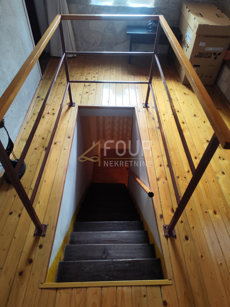 Hiša Marčana, 198m2