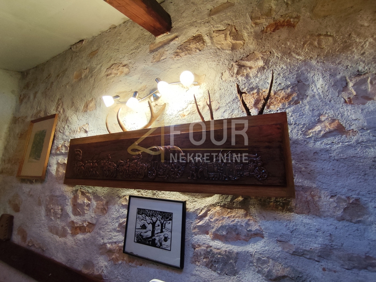 Hiša Marčana, 198m2