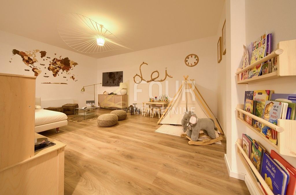 Hiša Malinska, Malinska-Dubašnica, 390m2