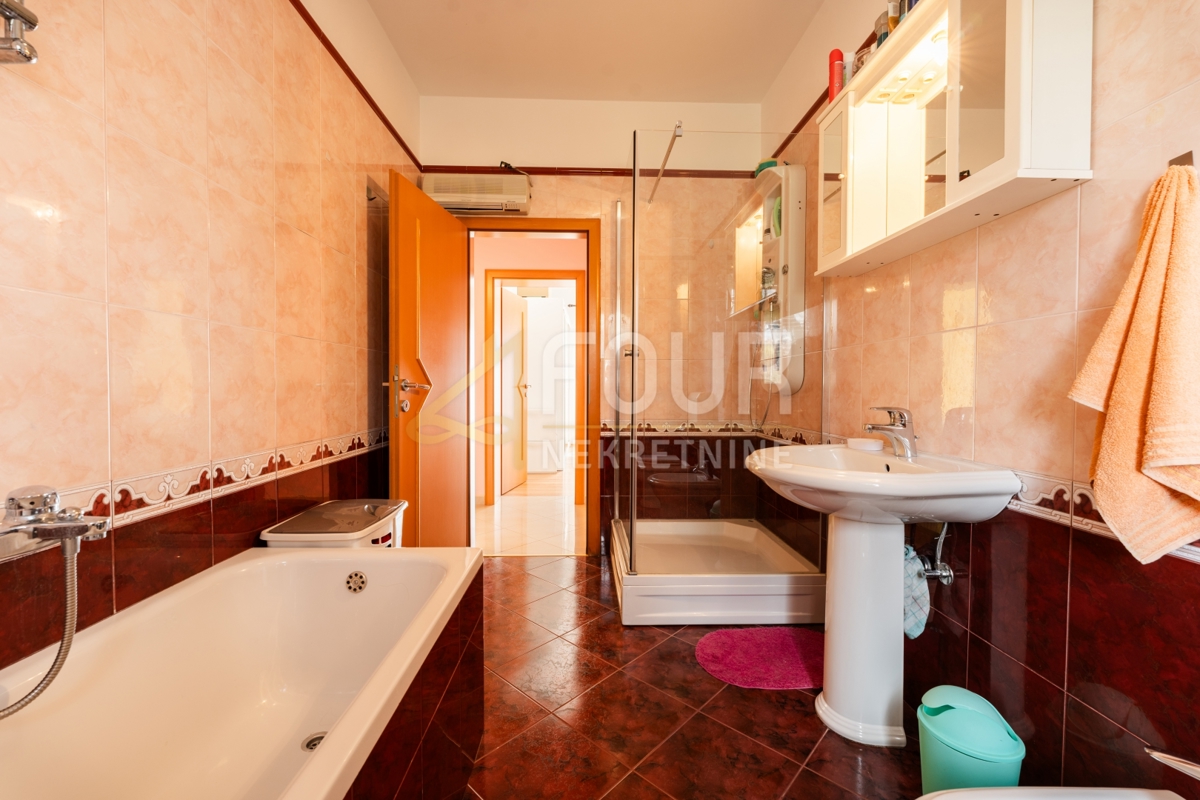 Hiša Veprinac, Opatija - Okolica, 400m2