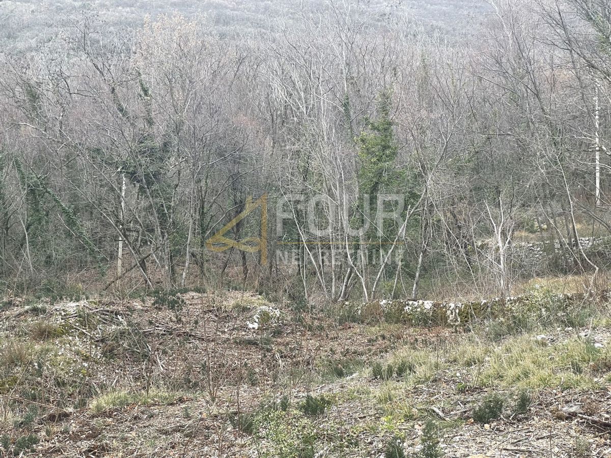 Zemljišče Brseč, Mošćenička Draga, 1.590m2