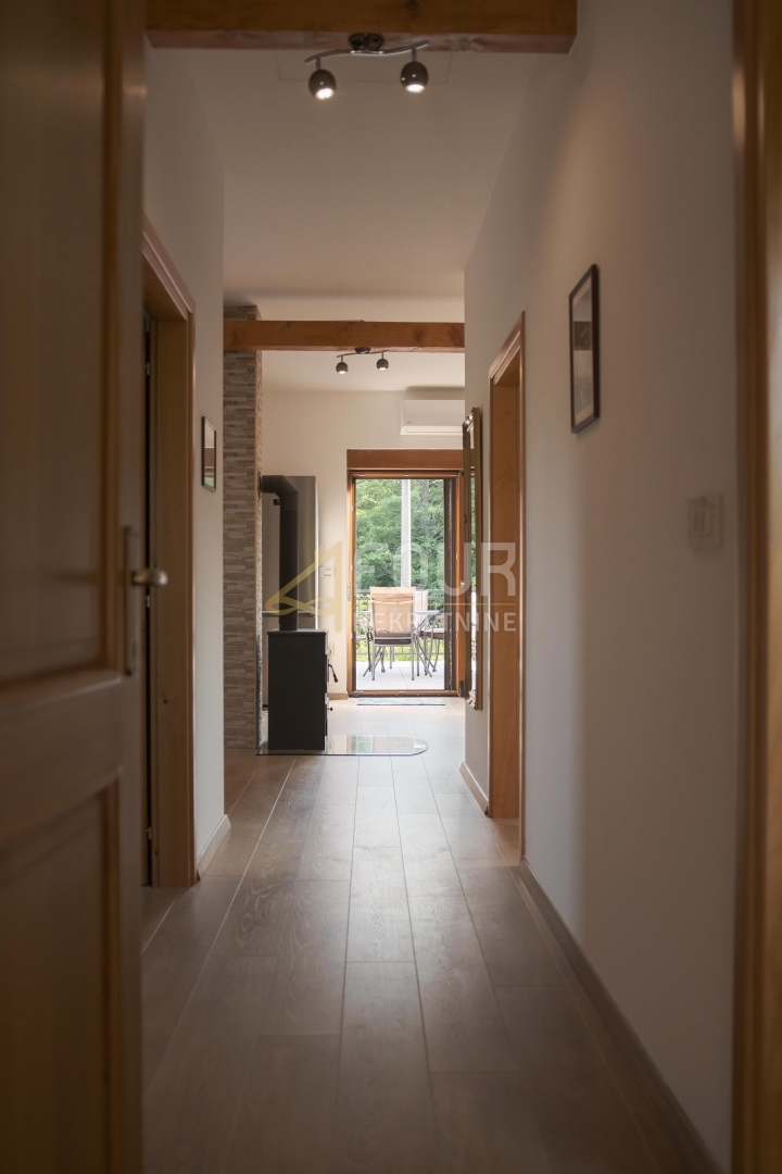 Hiša Brod Moravice, 330m2