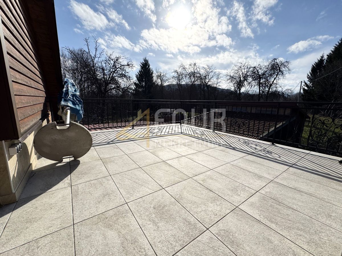 Hiša Brod Moravice, 330m2