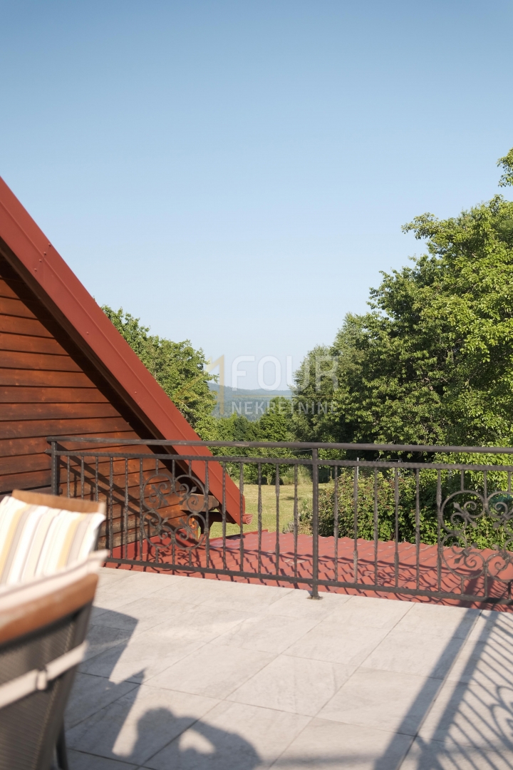 Hiša Brod Moravice, 330m2