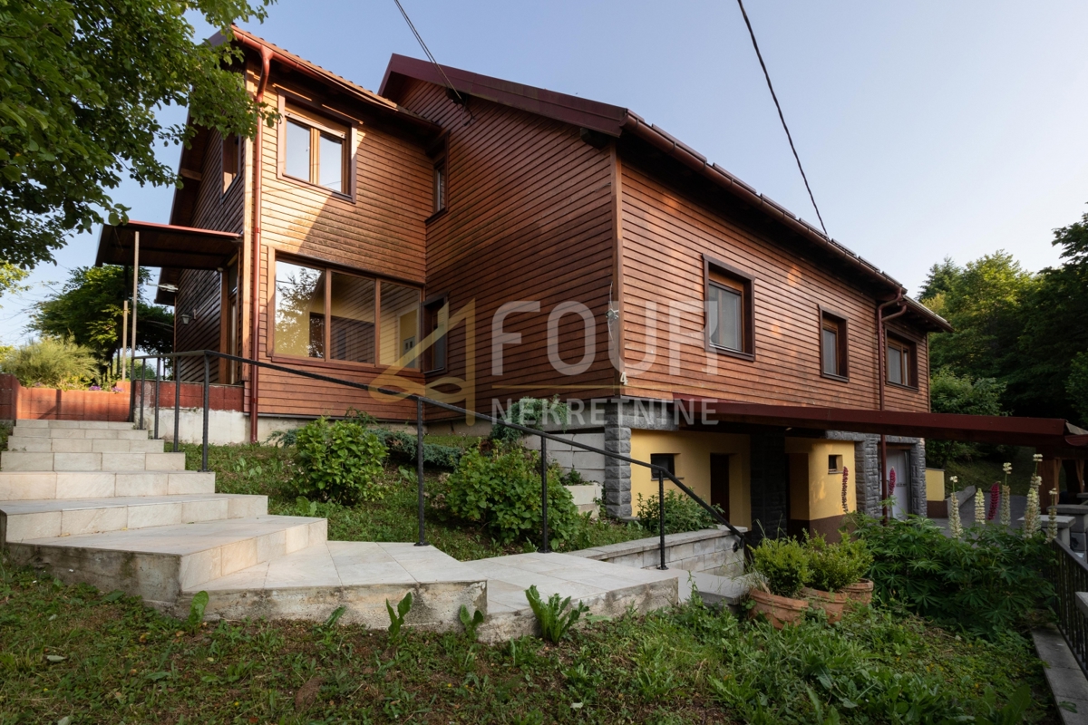Hiša Brod Moravice, 330m2