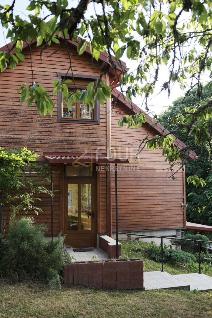 Hiša Brod Moravice, 330m2