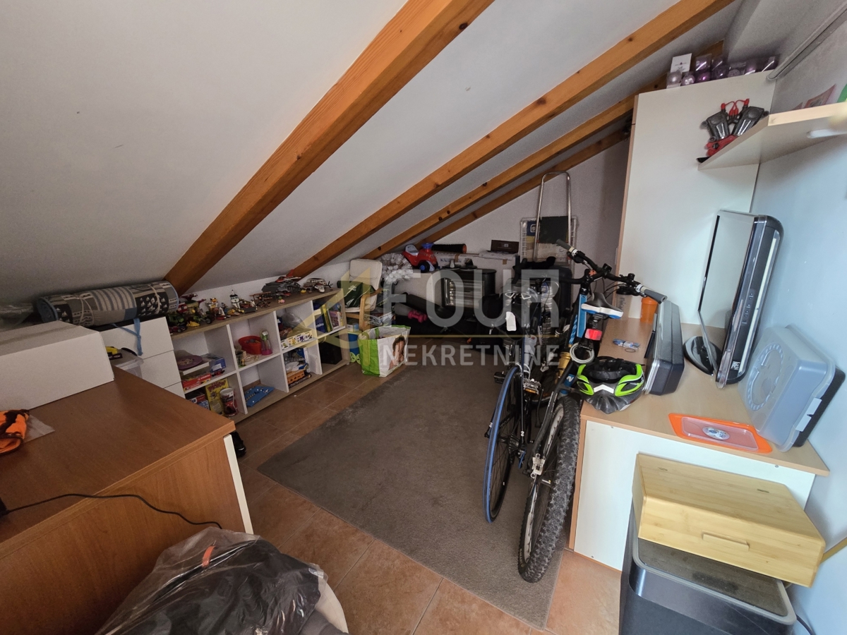 Stanovanje Cres, 131,97m2