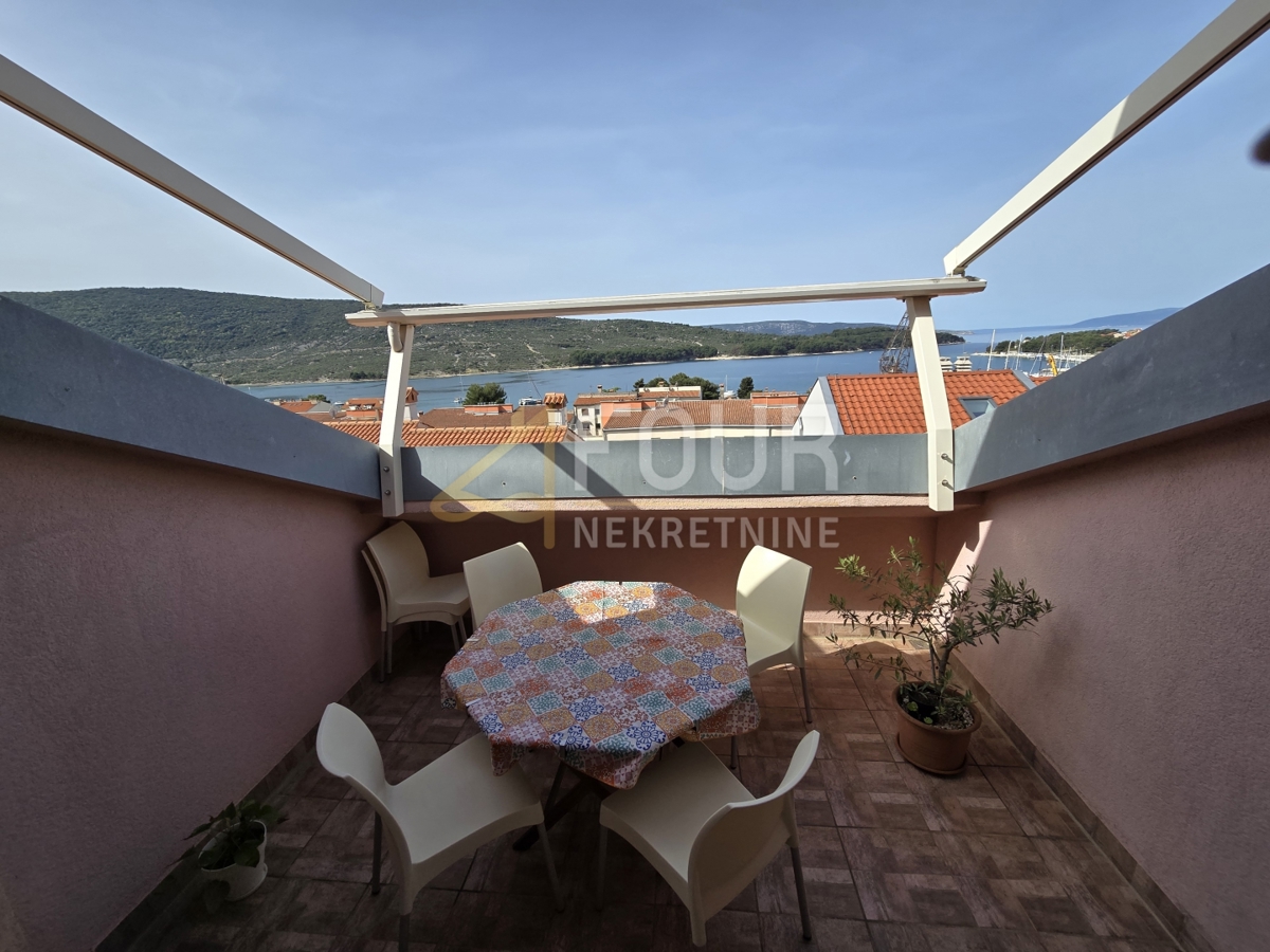 Stanovanje Cres, 131,97m2