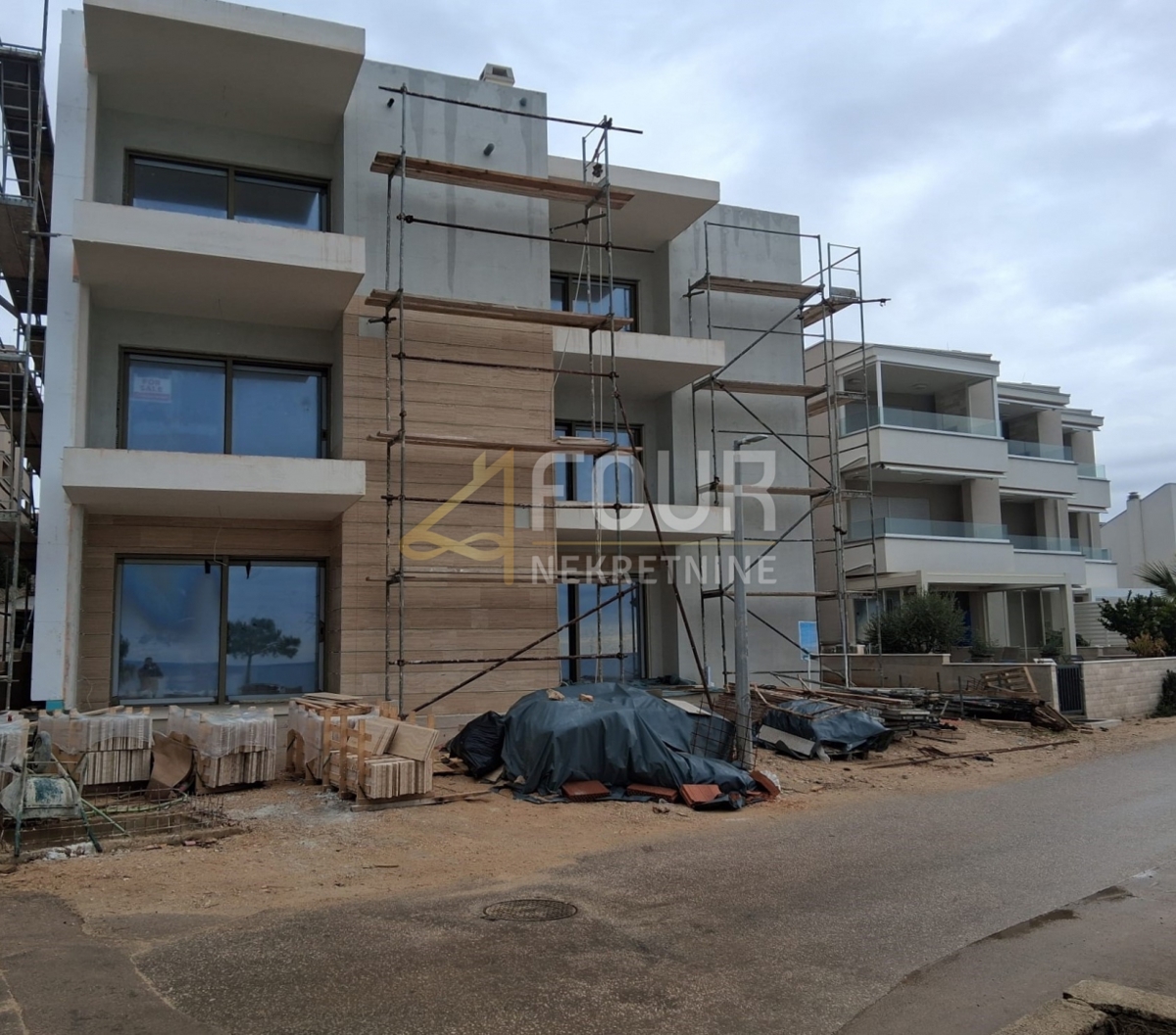 Stanovanje Mandre, Kolan, 64,63m2