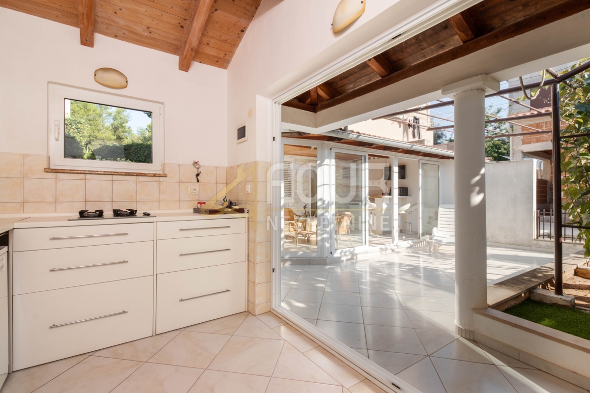 Stanovanje Veruda, Pula, 212m2