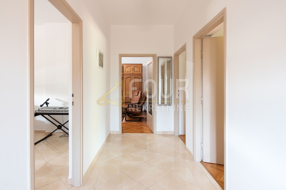 Stanovanje Veruda, Pula, 212m2