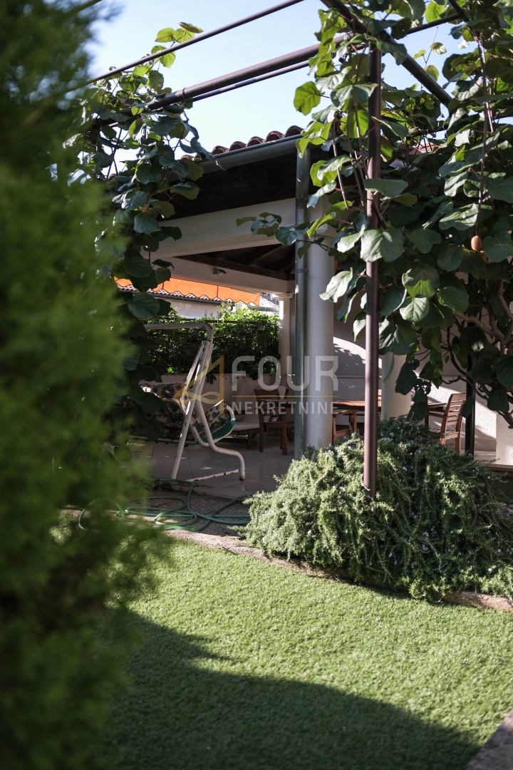 Stanovanje Veruda, Pula, 212m2