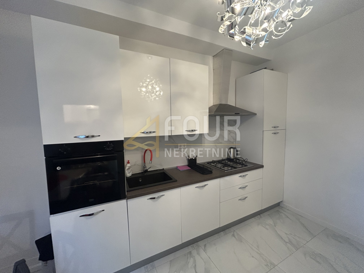 Stanovanje Belveder, Rijeka, 54m2