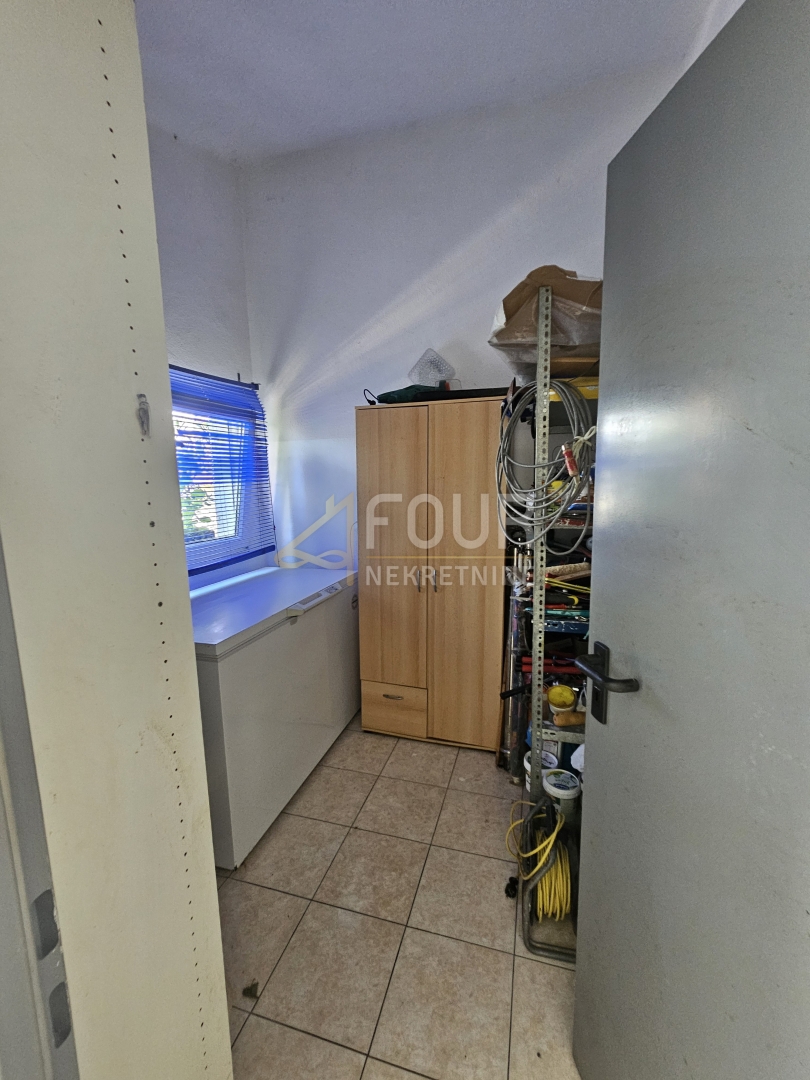 Hiša Vodice, 397m2