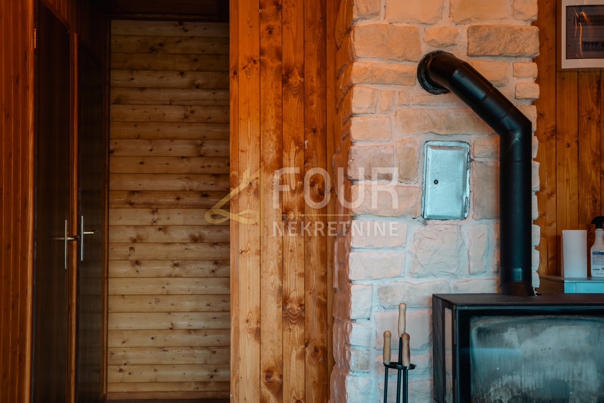 Hiša Mrkopalj, 200m2