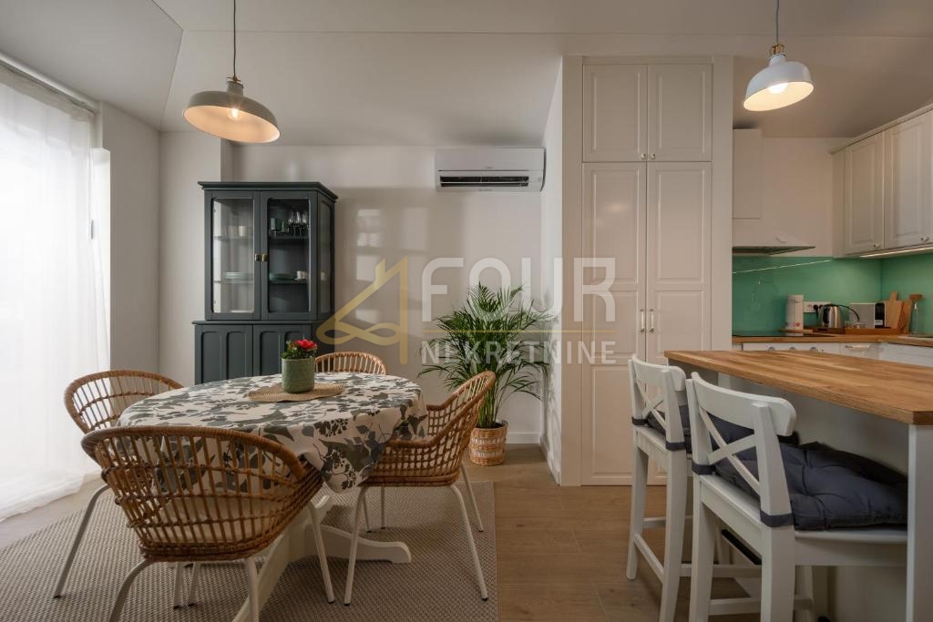 Stanovanje Opatija - Centar, Opatija, 57m2