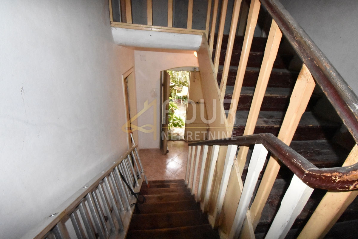 Hiša Poljane, Opatija - Okolica, 73m2