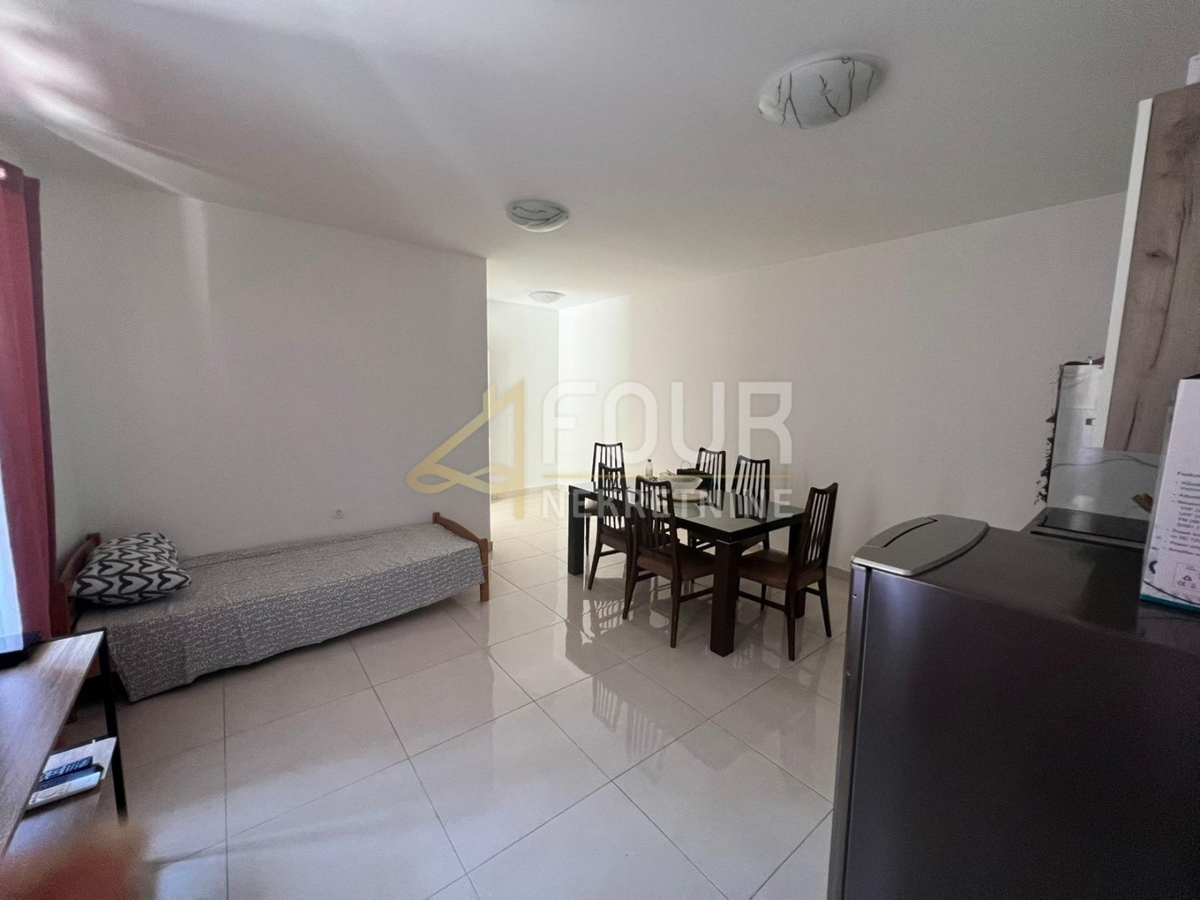 Hiša Kostrena, 340m2