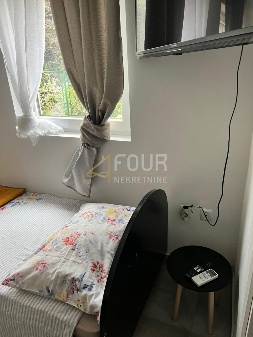 Hiša Kostrena, 340m2