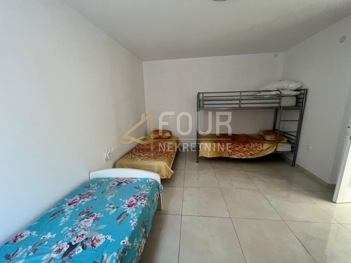 Hiša Kostrena, 340m2