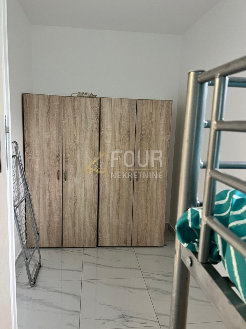 Hiša Kostrena, 340m2