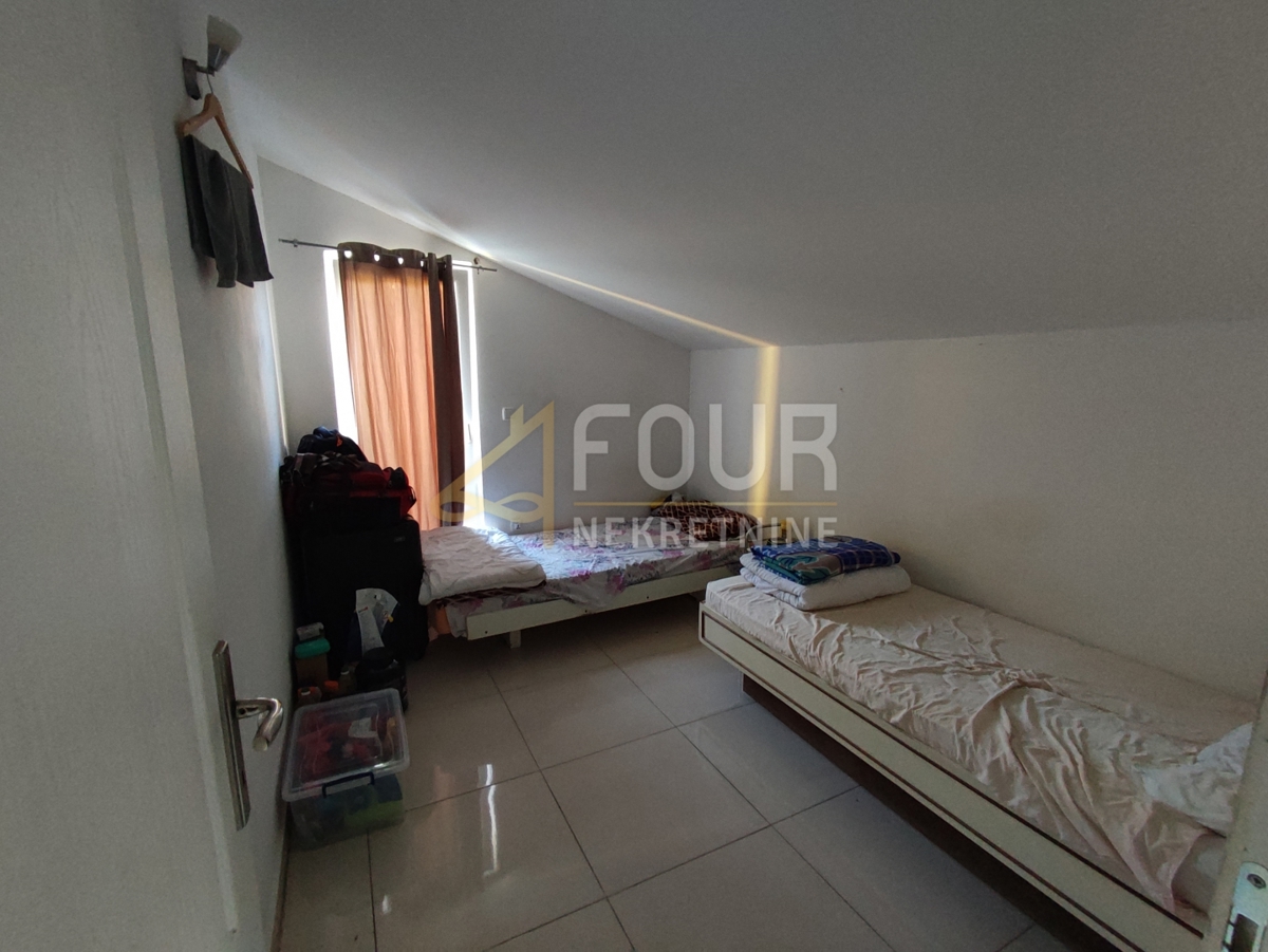 Hiša Kostrena, 340m2