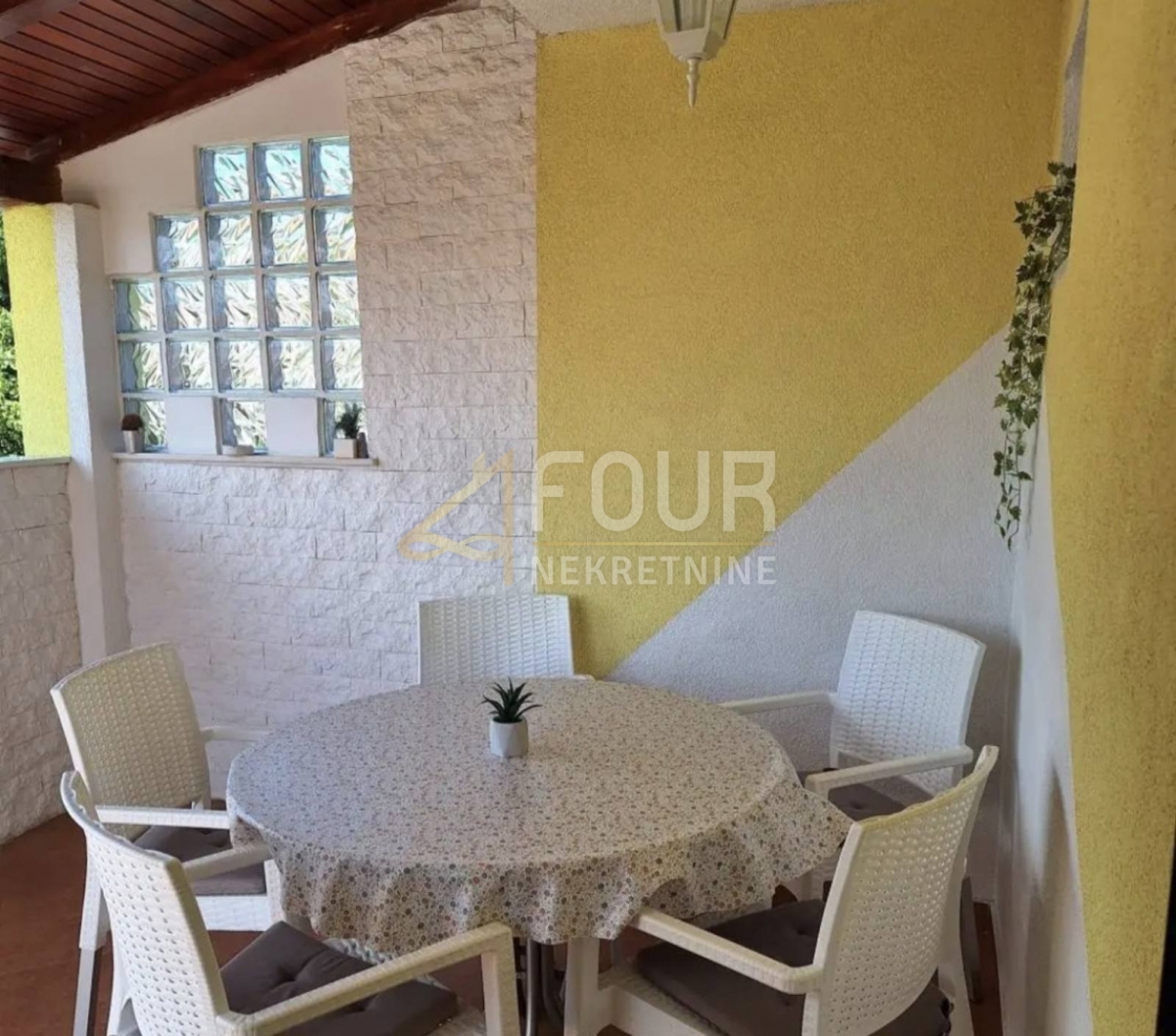 Hiša Kostrena, 130m2