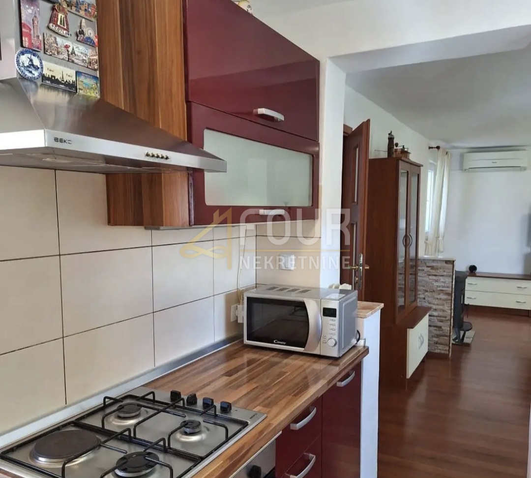 Hiša Kostrena, 130m2