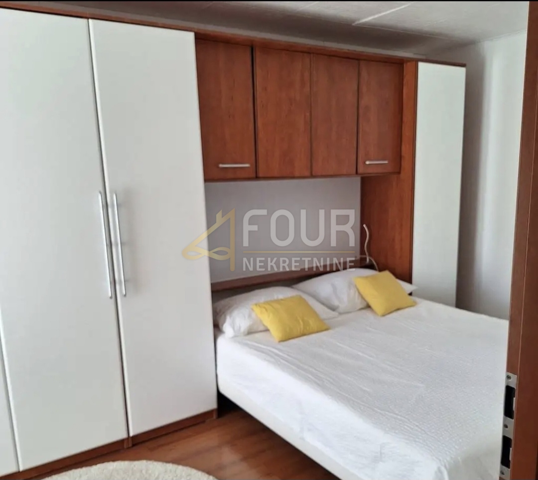 Hiša Kostrena, 130m2