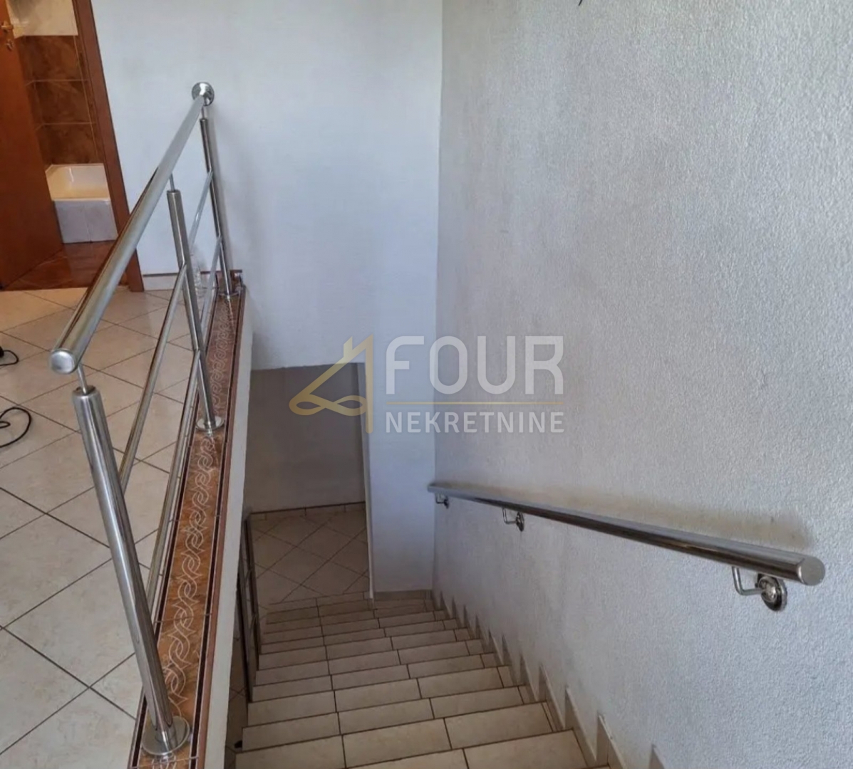 Hiša Kostrena, 130m2