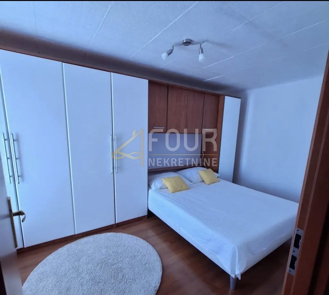 Hiša Kostrena, 130m2