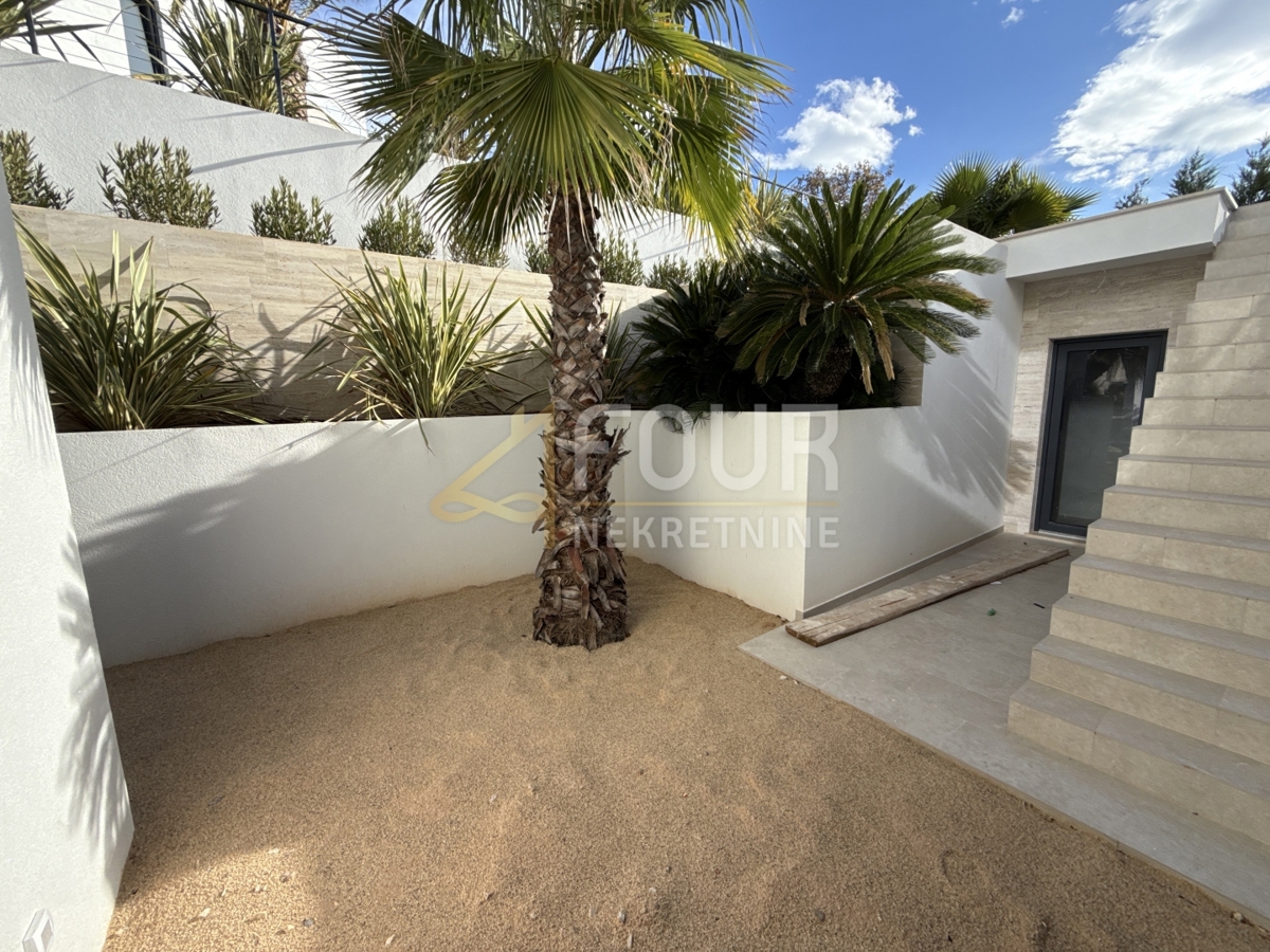 Hiša Sveti Vid-Miholjice, Malinska-Dubašnica, 149,60m2