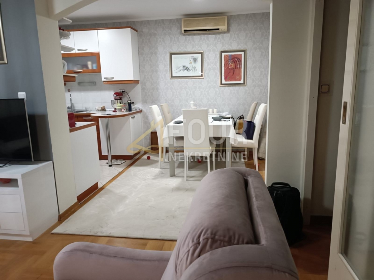 Stanovanje Savica, Trnje, 68,35m2