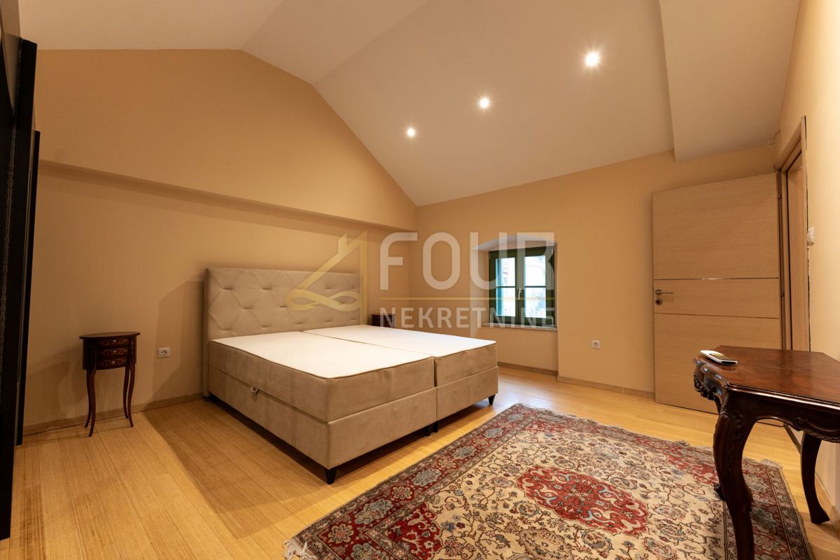 Opatija, 135m2, 2s+db, balkon, vrt, pogled na morje