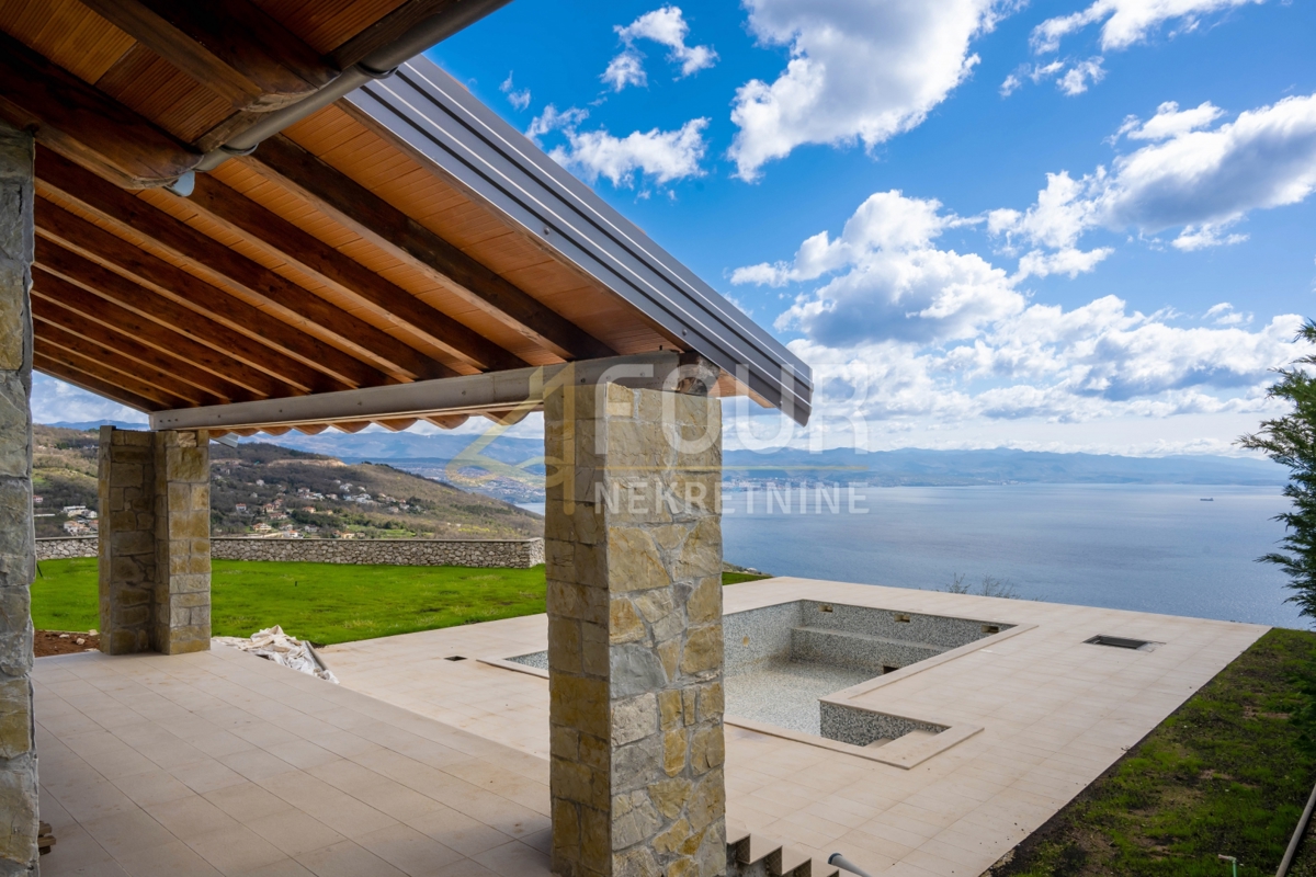 Poljane, samostojna hiša, 300m2