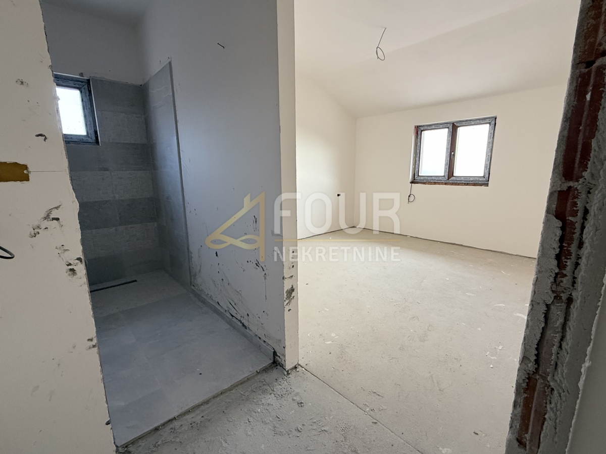 Poljane, samostojna hiša, 300m2