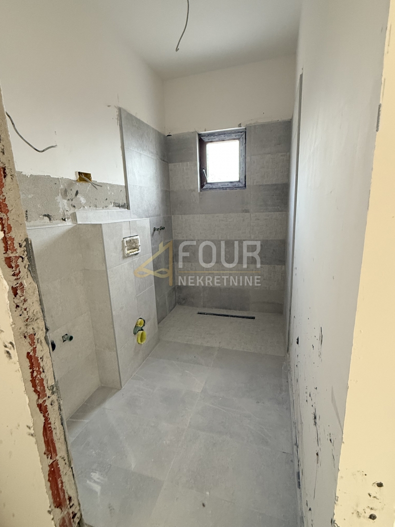 Poljane, samostojna hiša, 300m2