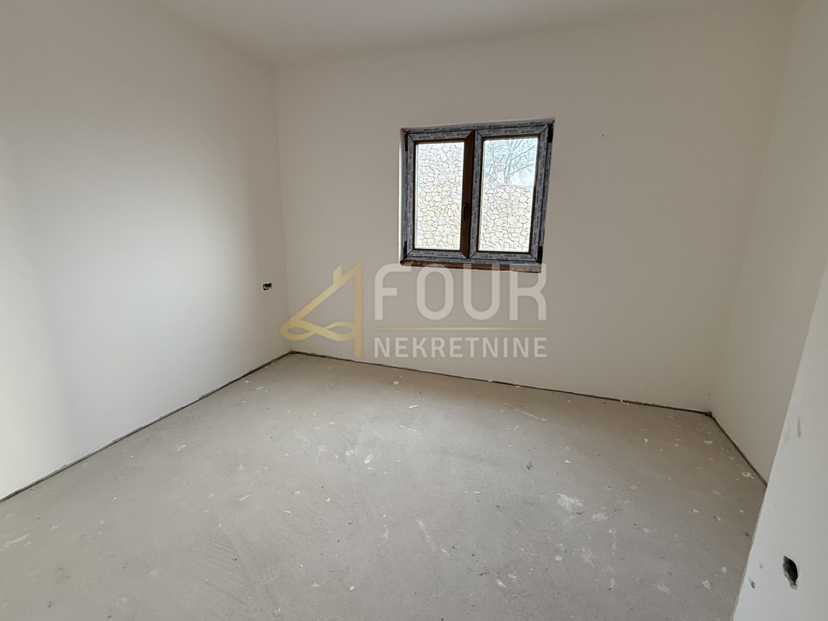 Poljane, samostojna hiša, 300m2