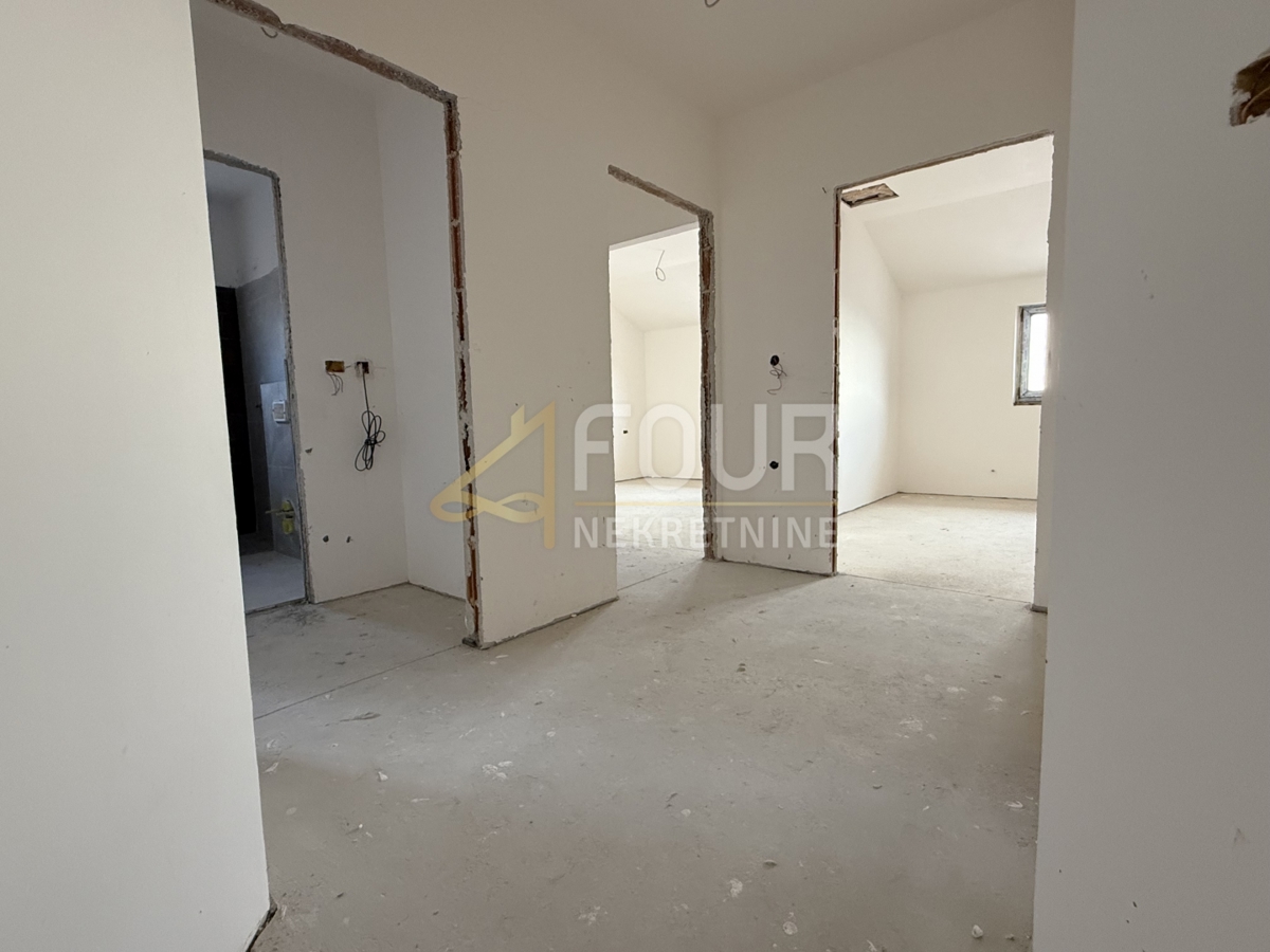 Poljane, samostojna hiša, 300m2