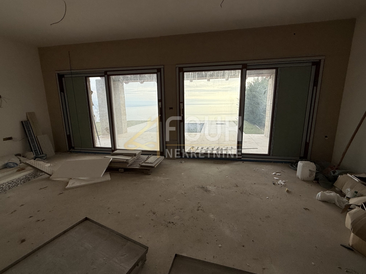 Poljane, samostojna hiša, 300m2