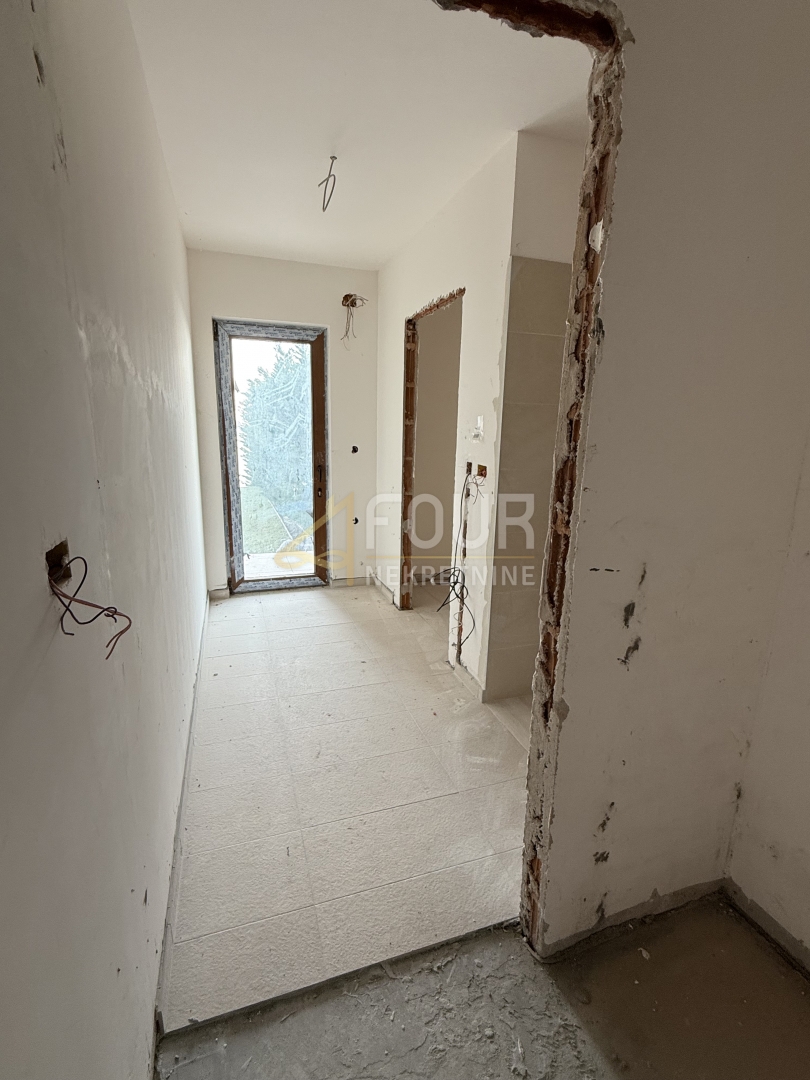 Poljane, samostojna hiša, 300m2