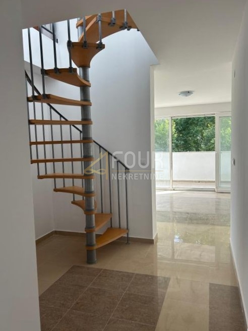 Stanovanje Palit, Rab, 72,25m2