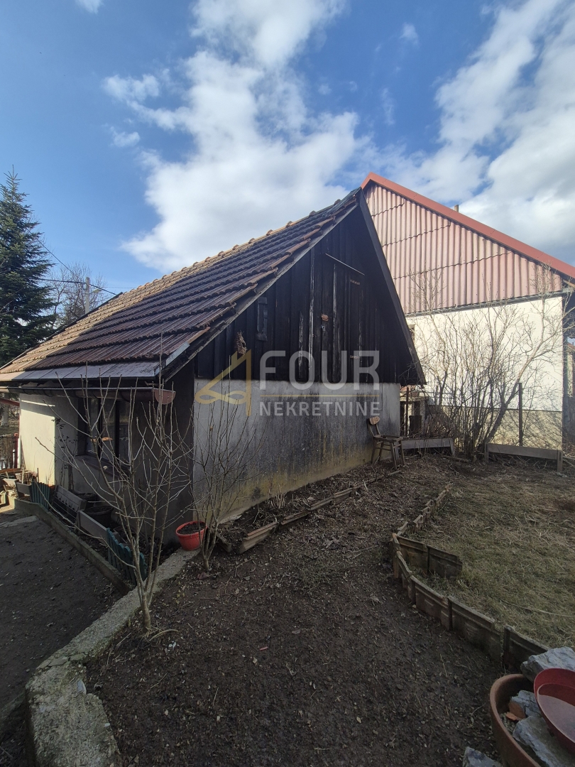 Hiša Ravna Gora, 150m2