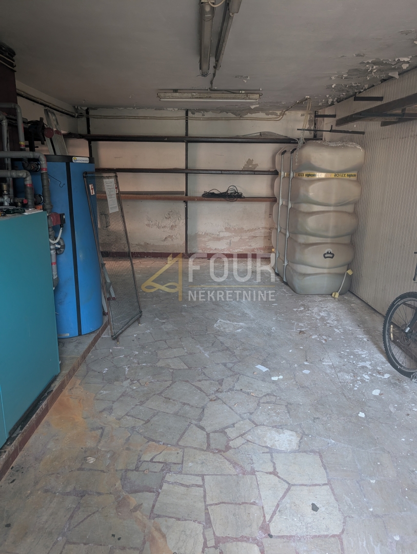 Hiša Crikvenica, 435m2