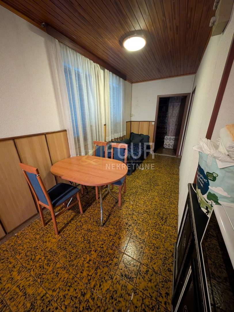 Hiša Crikvenica, 435m2